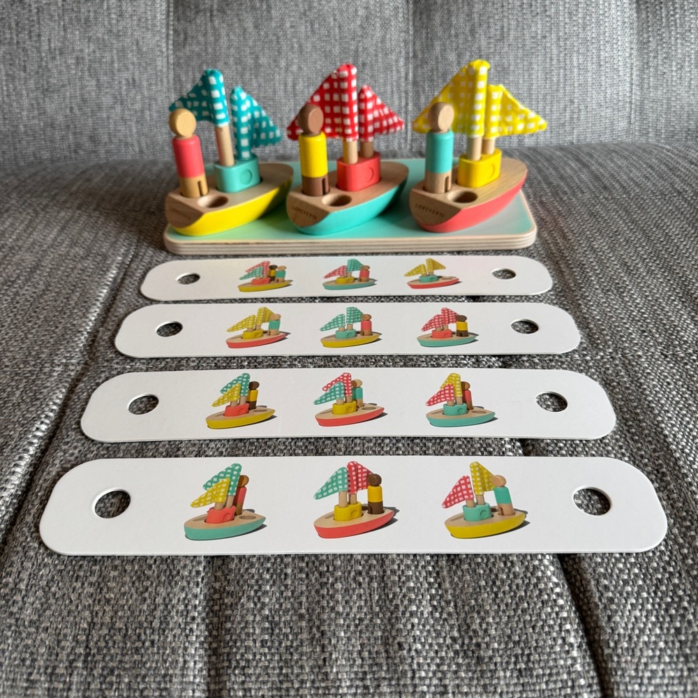 Lovevery Pattern Match Boats & Cards Set
